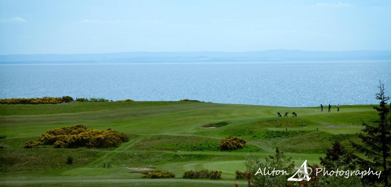 Old Manor Hotel Lundin Links Esterno foto